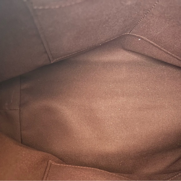 Louis Vuitton Lena MM - Picture 11 of 13